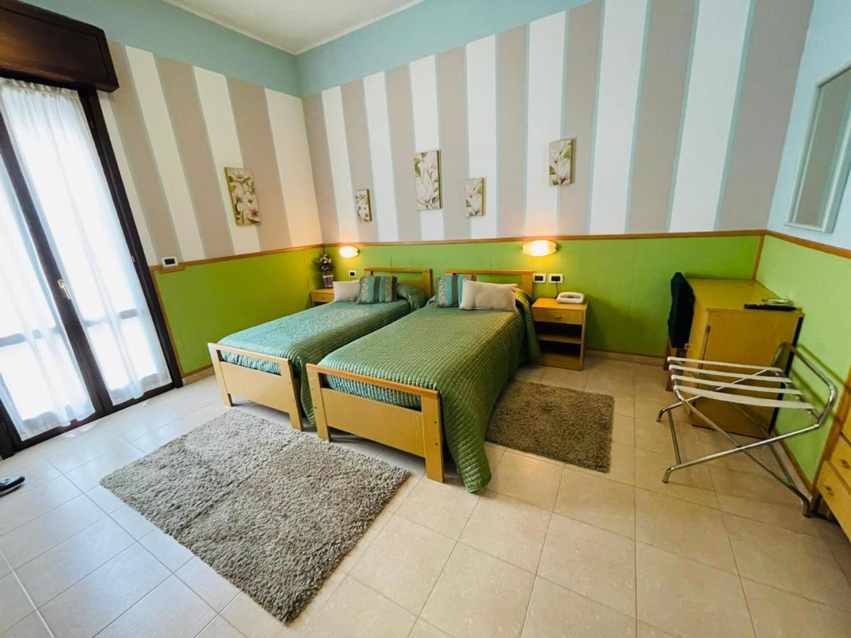 Hotel Azzurra Salsomaggiore Terme Eksteriør billede
